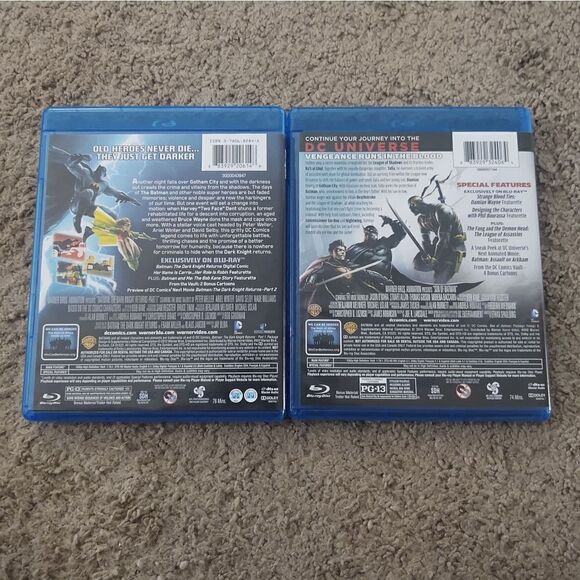 Batman Animated Movie Blu-ray Duo PRE-OWNED - Picture 5 of 5